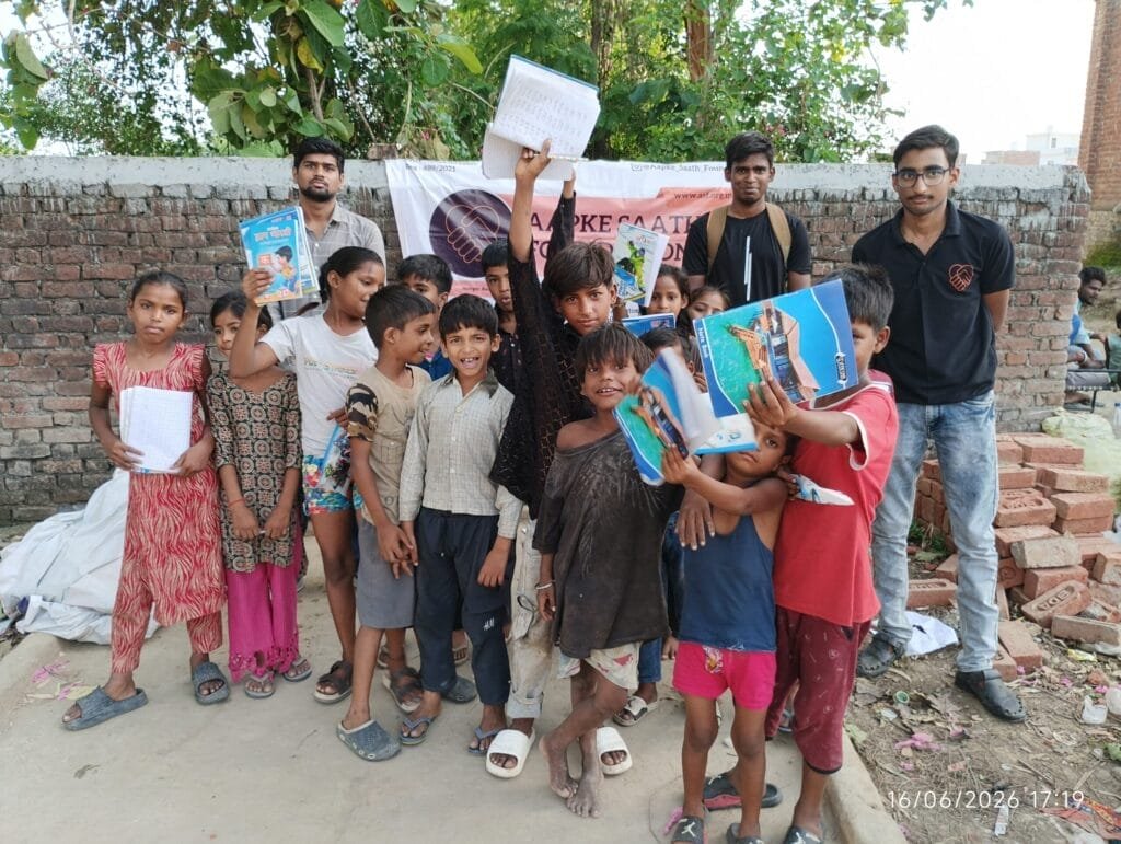 a birthdy person join to volunteer and donate stationary item in the daily organised by the aapke saath foundation team in noida , delhi , mumbai , bareilly